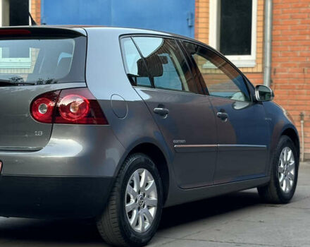 Серый Фольксваген Гольф, объемом двигателя 1.6 л и пробегом 232 тыс. км за 6799 $, фото 3 на Automoto.ua