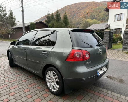 Серый Фольксваген Гольф, объемом двигателя 1.39 л и пробегом 275 тыс. км за 6250 $, фото 11 на Automoto.ua
