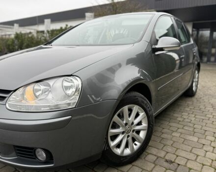 Серый Фольксваген Гольф, объемом двигателя 1.6 л и пробегом 223 тыс. км за 5900 $, фото 5 на Automoto.ua