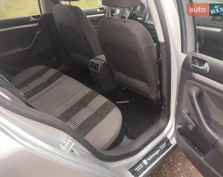 Серый Фольксваген Гольф, объемом двигателя 1.6 л и пробегом 270 тыс. км за 5500 $, фото 6 на Automoto.ua