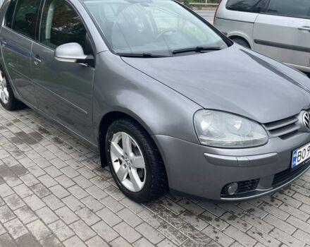 Фольксваген Гольф 2008 в Тернополе на Automoto.ua Серый Фольксваген Гольф, объемом двигателя 1.4 л и пробегом 325 тыс. км за 5200 $, фото 1 на Automoto.ua