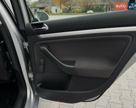 Серый Фольксваген Гольф, объемом двигателя 1.4 л и пробегом 249 тыс. км за 5900 $, фото 38 на Automoto.ua