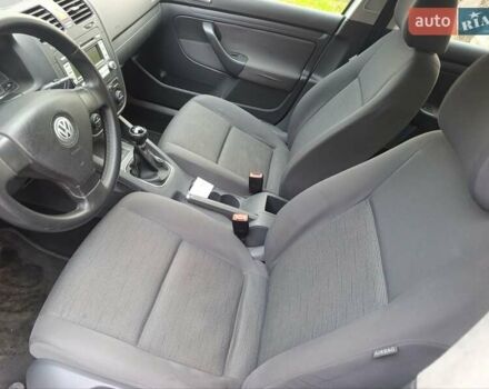 Серый Фольксваген Гольф, объемом двигателя 1.6 л и пробегом 280 тыс. км за 6500 $, фото 16 на Automoto.ua