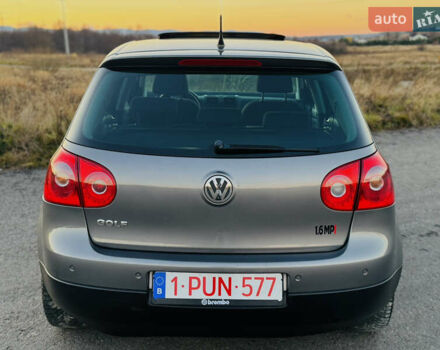 Сірий Фольксваген Гольф, об'ємом двигуна 1.6 л та пробігом 170 тис. км за 6600 $, фото 31 на Automoto.ua