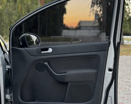 Серый Фольксваген Гольф, объемом двигателя 1.6 л и пробегом 248 тыс. км за 7200 $, фото 44 на Automoto.ua