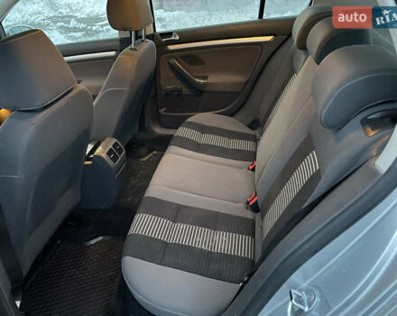 Сірий Фольксваген Гольф, об'ємом двигуна 1.6 л та пробігом 203 тис. км за 5700 $, фото 17 на Automoto.ua