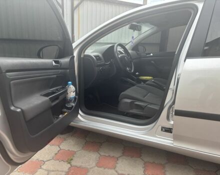 Серый Фольксваген Гольф, объемом двигателя 0 л и пробегом 230 тыс. км за 6300 $, фото 2 на Automoto.ua