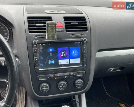 Серый Фольксваген Гольф, объемом двигателя 1.4 л и пробегом 184 тыс. км за 6999 $, фото 9 на Automoto.ua