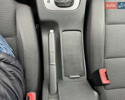 Сірий Фольксваген Гольф, об'ємом двигуна 1.4 л та пробігом 217 тис. км за 7800 $, фото 52 на Automoto.ua