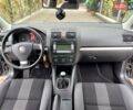 Серый Фольксваген Гольф, объемом двигателя 1.4 л и пробегом 225 тыс. км за 6050 $, фото 14 на Automoto.ua