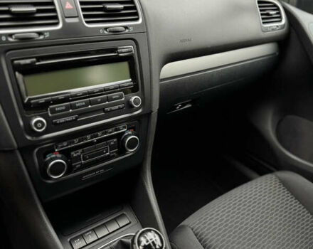 Серый Фольксваген Гольф, объемом двигателя 1.4 л и пробегом 217 тыс. км за 6300 $, фото 27 на Automoto.ua