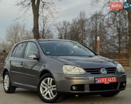 Серый Фольксваген Гольф, объемом двигателя 1.6 л и пробегом 170 тыс. км за 6600 $, фото 1 на Automoto.ua