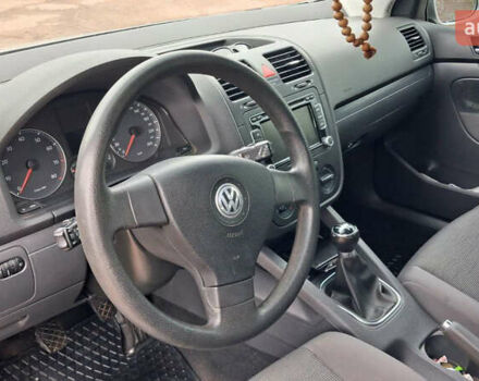 Серый Фольксваген Гольф, объемом двигателя 1.6 л и пробегом 175 тыс. км за 6200 $, фото 10 на Automoto.ua