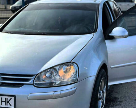 Серый Фольксваген Гольф, объемом двигателя 1.6 л и пробегом 270 тыс. км за 6000 $, фото 4 на Automoto.ua