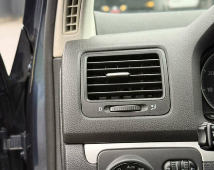 Серый Фольксваген Гольф, объемом двигателя 1.6 л и пробегом 227 тыс. км за 6300 $, фото 50 на Automoto.ua