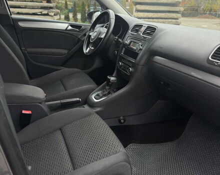 Серый Фольксваген Гольф, объемом двигателя 1.6 л и пробегом 231 тыс. км за 7400 $, фото 32 на Automoto.ua