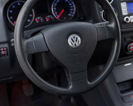 Серый Фольксваген Гольф, объемом двигателя 1.6 л и пробегом 248 тыс. км за 7200 $, фото 53 на Automoto.ua