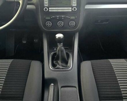 Серый Фольксваген Гольф, объемом двигателя 1.6 л и пробегом 299 тыс. км за 6390 $, фото 21 на Automoto.ua