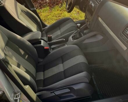 Серый Фольксваген Гольф, объемом двигателя 1.4 л и пробегом 217 тыс. км за 5550 $, фото 11 на Automoto.ua