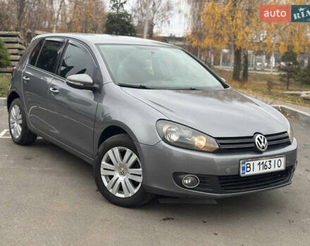 Серый Фольксваген Гольф, объемом двигателя 1.6 л и пробегом 231 тыс. км за 7400 $, фото 9 на Automoto.ua