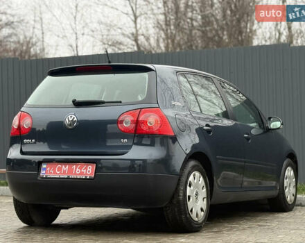 Сірий Фольксваген Гольф, об'ємом двигуна 1.6 л та пробігом 229 тис. км за 5555 $, фото 41 на Automoto.ua