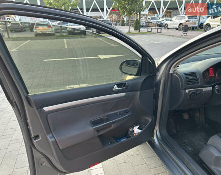 Сірий Фольксваген Гольф, об'ємом двигуна 1.39 л та пробігом 241 тис. км за 6199 $, фото 14 на Automoto.ua