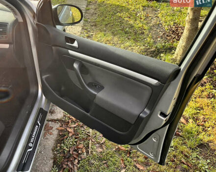 Серый Фольксваген Гольф, объемом двигателя 1.4 л и пробегом 217 тыс. км за 5649 $, фото 11 на Automoto.ua