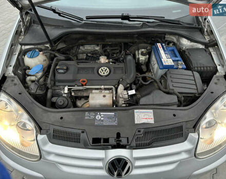 Серый Фольксваген Гольф, объемом двигателя 1.4 л и пробегом 249 тыс. км за 5900 $, фото 50 на Automoto.ua