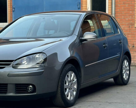 Серый Фольксваген Гольф, объемом двигателя 1.6 л и пробегом 232 тыс. км за 6799 $, фото 7 на Automoto.ua