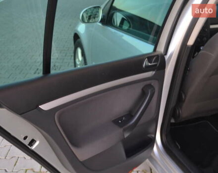 Сірий Фольксваген Гольф, об'ємом двигуна 1.6 л та пробігом 162 тис. км за 7200 $, фото 18 на Automoto.ua