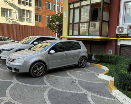 Серый Фольксваген Гольф, объемом двигателя 1.6 л и пробегом 270 тыс. км за 6000 $, фото 6 на Automoto.ua