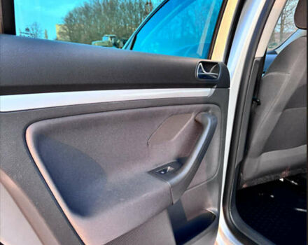 Сірий Фольксваген Гольф, об'ємом двигуна 1.4 л та пробігом 177 тис. км за 8500 $, фото 2 на Automoto.ua