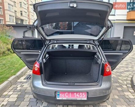 Сірий Фольксваген Гольф, об'ємом двигуна 1.6 л та пробігом 204 тис. км за 6150 $, фото 28 на Automoto.ua
