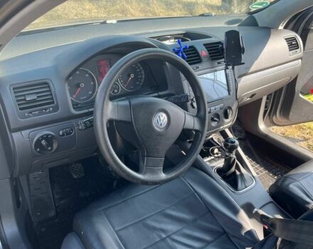 Серый Фольксваген Гольф, объемом двигателя 1.9 л и пробегом 230 тыс. км за 5500 $, фото 5 на Automoto.ua