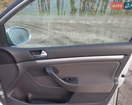 Серый Фольксваген Гольф, объемом двигателя 1.4 л и пробегом 190 тыс. км за 5999 $, фото 23 на Automoto.ua