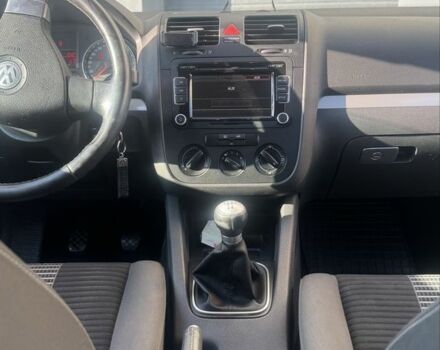 Фольксваген Гольф 2008 в Виннице на Automoto.ua Серый Фольксваген Гольф, объемом двигателя 1.6 л и пробегом 213 тыс. км за 5600 $, фото 7 на Automoto.ua