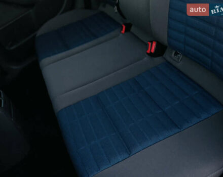 Сірий Фольксваген Гольф, об'ємом двигуна 1.6 л та пробігом 170 тис. км за 6600 $, фото 66 на Automoto.ua