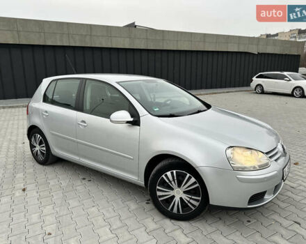 Серый Фольксваген Гольф, объемом двигателя 1.4 л и пробегом 249 тыс. км за 5999 $, фото 1 на Automoto.ua