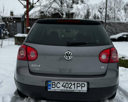 Серый Фольксваген Гольф, объемом двигателя 1.6 л и пробегом 247 тыс. км за 5550 $, фото 6 на Automoto.ua