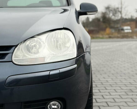 Серый Фольксваген Гольф, объемом двигателя 1.6 л и пробегом 227 тыс. км за 6300 $, фото 18 на Automoto.ua