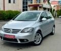 Серый Фольксваген Гольф, объемом двигателя 1.6 л и пробегом 235 тыс. км за 6800 $, фото 1 на Automoto.ua