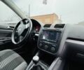 Серый Фольксваген Гольф, объемом двигателя 1.6 л и пробегом 250 тыс. км за 6600 $, фото 6 на Automoto.ua