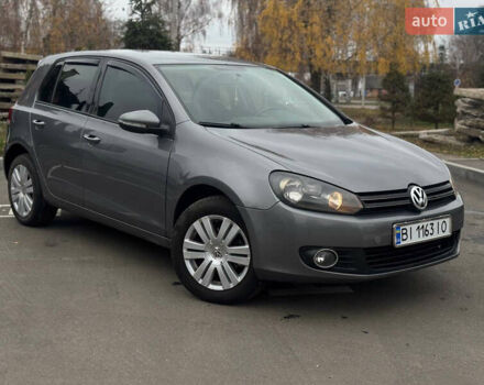 Серый Фольксваген Гольф, объемом двигателя 1.6 л и пробегом 231 тыс. км за 7400 $, фото 11 на Automoto.ua