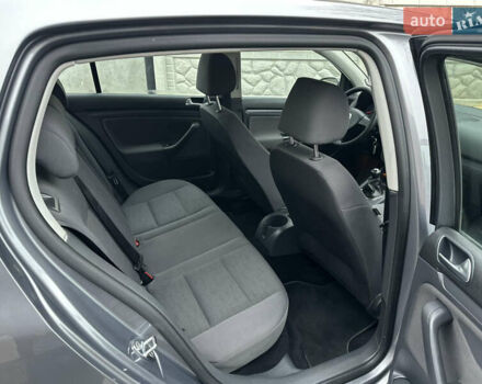Сірий Фольксваген Гольф, об'ємом двигуна 1.6 л та пробігом 167 тис. км за 6550 $, фото 19 на Automoto.ua