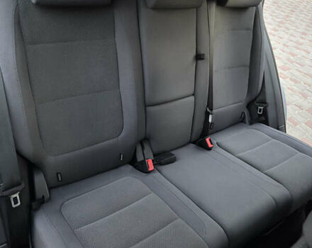 Серый Фольксваген Гольф, объемом двигателя 1.6 л и пробегом 248 тыс. км за 7200 $, фото 58 на Automoto.ua