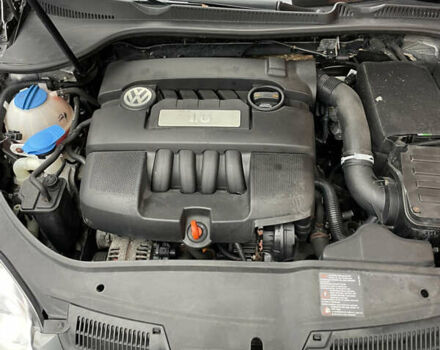 Серый Фольксваген Гольф, объемом двигателя 1.6 л и пробегом 177 тыс. км за 6850 $, фото 19 на Automoto.ua