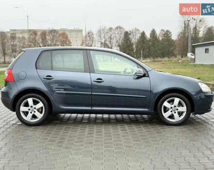 Серый Фольксваген Гольф, объемом двигателя 1.6 л и пробегом 227 тыс. км за 6300 $, фото 10 на Automoto.ua