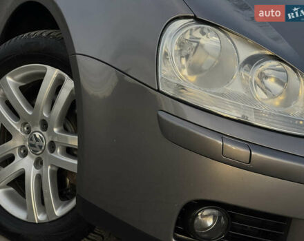 Серый Фольксваген Гольф, объемом двигателя 1.6 л и пробегом 170 тыс. км за 6600 $, фото 7 на Automoto.ua