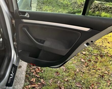 Серый Фольксваген Гольф, объемом двигателя 1.4 л и пробегом 217 тыс. км за 5550 $, фото 8 на Automoto.ua