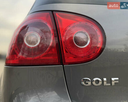 Серый Фольксваген Гольф, объемом двигателя 1.6 л и пробегом 170 тыс. км за 6600 $, фото 18 на Automoto.ua